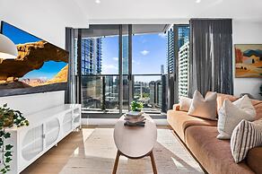 Modern Apartment With Stunning Views in Southbank