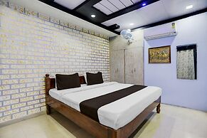 Deluxehotel Home Town