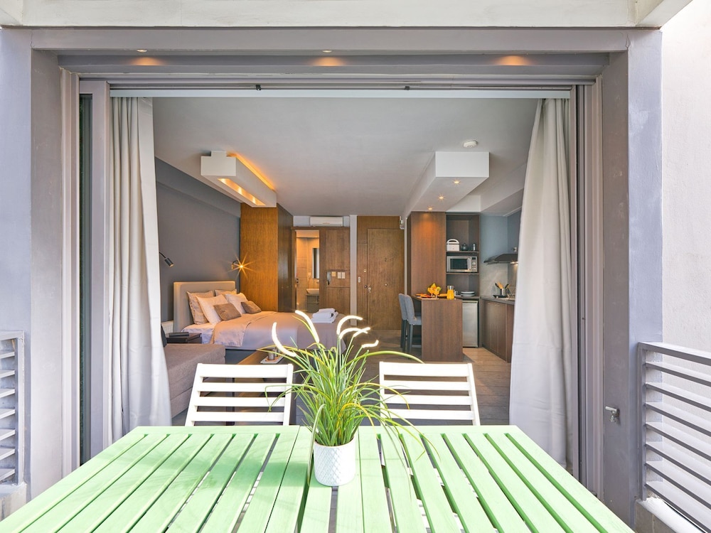 Gazi District Suites