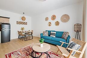 D52 Apartment Hotel