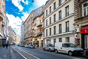 D52 Apartment Hotel