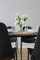 D52 Apartment Hotel