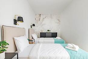 D52 Apartment Hotel