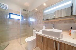 2 Bedroom Condo - Rooftop Pool Opal 405