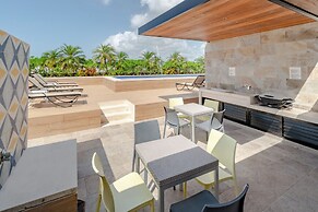 2 Bedroom Condo - Rooftop Pool Opal 405