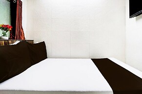 Deluxep.k's Lodging And Boarding