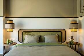 Hover Boutique Hotel