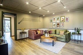 Hover Boutique Hotel