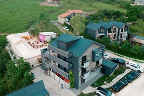 Hover Boutique Hotel
