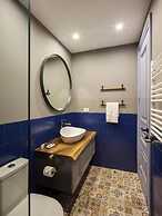 Hover Boutique Hotel