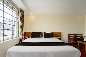 Deluxeabirami Grand Inn