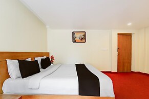 Deluxeabirami Grand Inn