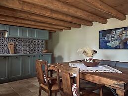 Alkis Farm AND Residence