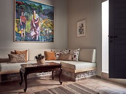 Alkis Farm AND Residence