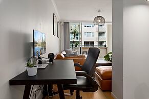 Spacious 1 Bed Near Manly Beach