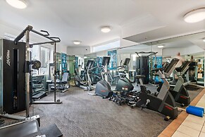 Spacious 1 Bed Near Manly Beach