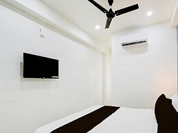 Deluxenagole Near Mini Shilparamam