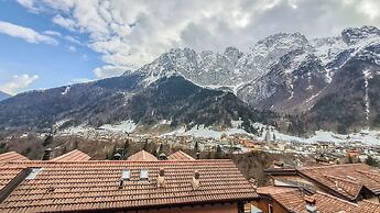 Casa Loca Colere