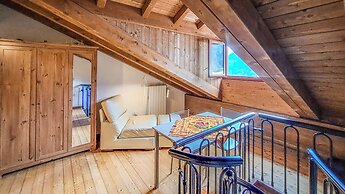 Casa Loca Colere