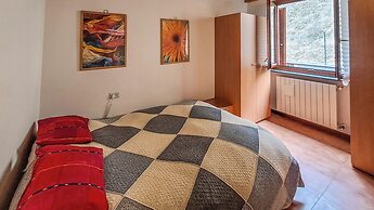 Casa Loca Colere