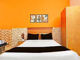 Deluxehotel Dhruv