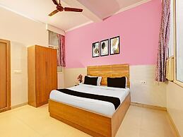 Deluxehotel Dhruv