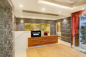 Deluxethe Golden Crown Hotel