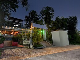 Deluxehotel Sarovar