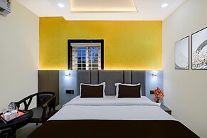 Deluxekhajaguda Premium Suites