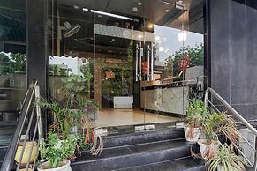 Deluxetownhouse Aroma Residency