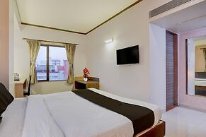 Deluxehotel Kapil Residency