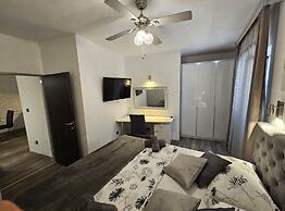 Apartments Diadora