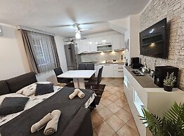 Apartments Diadora