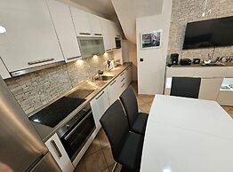 Apartments Diadora