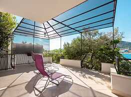 Blue Magic Apartment