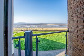 Ocean View - 2 Bedroom Apt - Llanelli