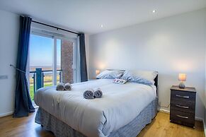 Ocean View - 2 Bedroom Apt - Llanelli