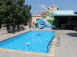 Holiday Home Nadalina