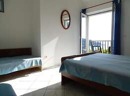 Villa Azure Saplunara