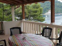 Villa Azure Saplunara