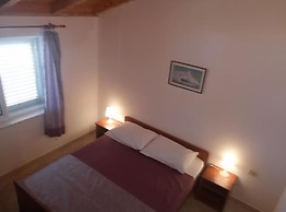 Villa Azure Saplunara