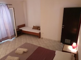 Villa Azure Saplunara