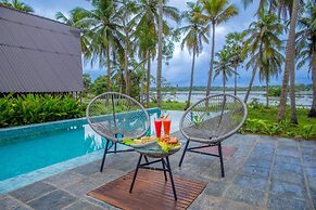 Avora Lake Villas