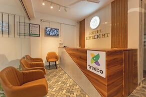 Treebo Lime Light