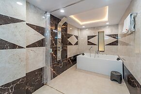 Treebo Vistara Gold Ujjain Junction