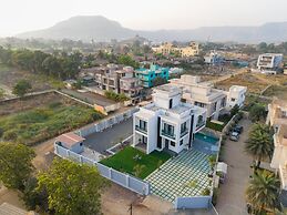 The White Casa Villa
