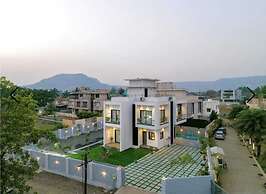 The White Casa Villa