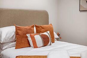 Lindenstone Apartments