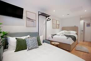 Lindenstone Apartments