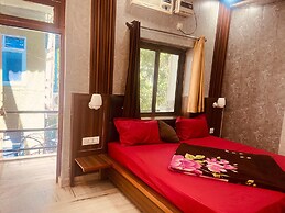 Hotel 4u By V4Y Hotel and Resorts